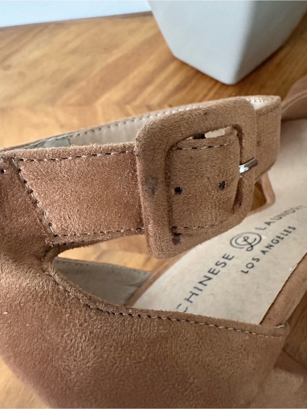 Chinese Laundry Camel Faux Suede Ankle Strap Block Heel Sandals SZ 7 NWOT READ - Picture 3 of 8